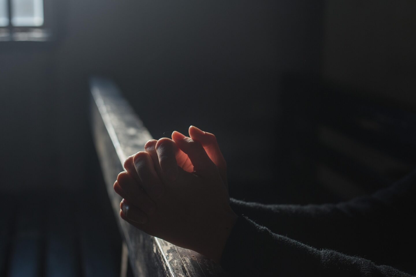 Lekcje religii w szkole jako element edukacji, wychowania i debaty publicznej